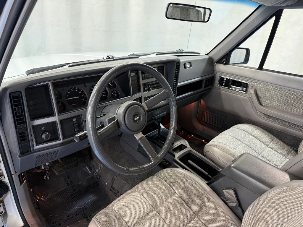 1991-jeep-cherokee-xj (51)