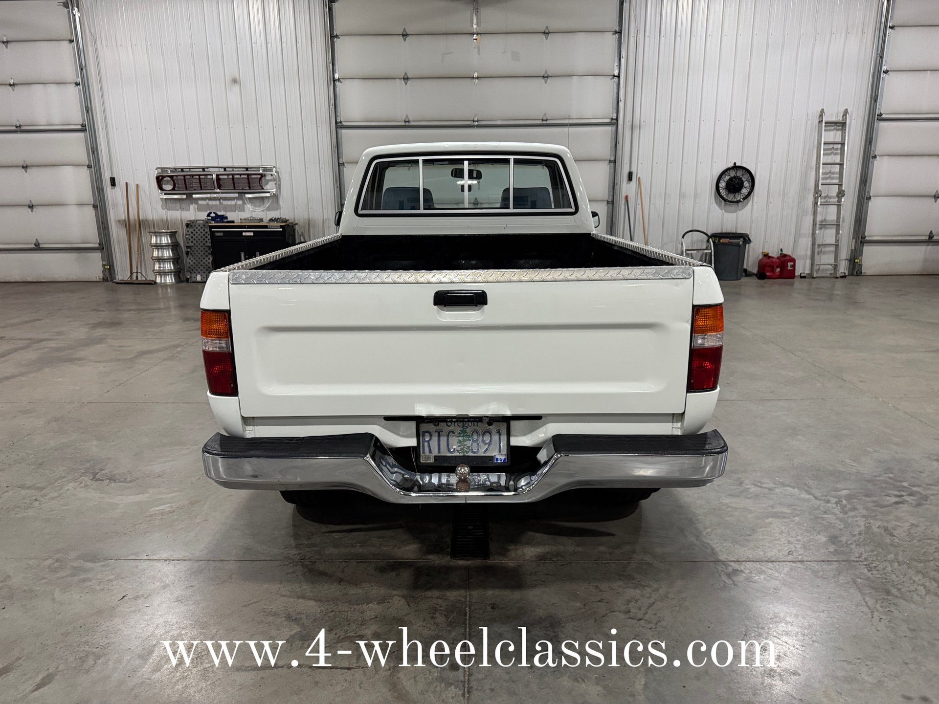 1991-toyota-pickup-for-sale-holland-mi-04