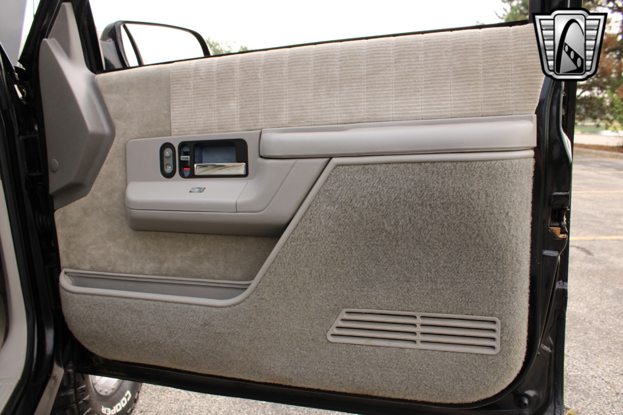 1992-chevrolet-blazer-for-sale (50)