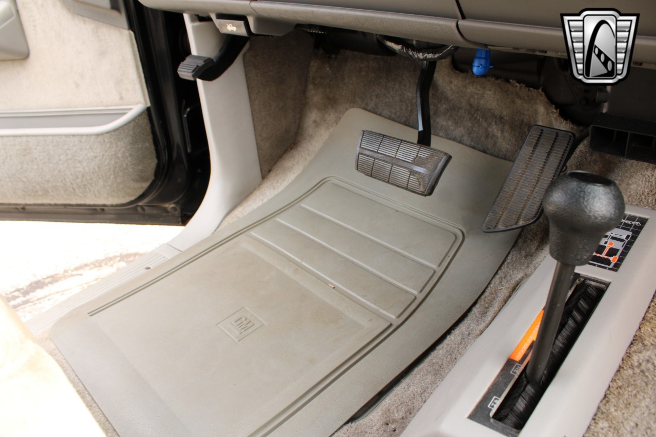 1992-chevrolet-blazer-for-sale (59)