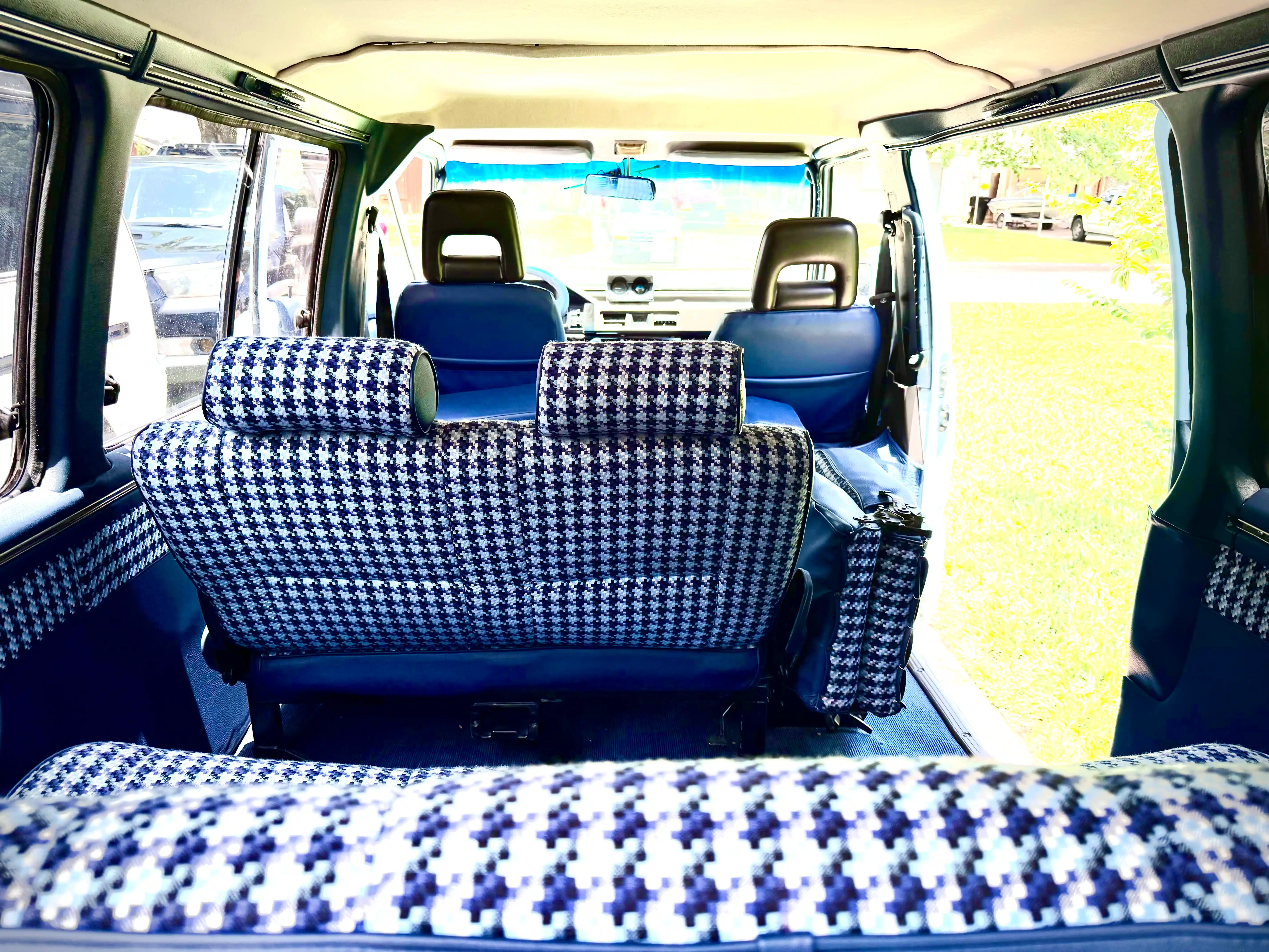 1992-mitsubishi-delica-l300-for-sale-06