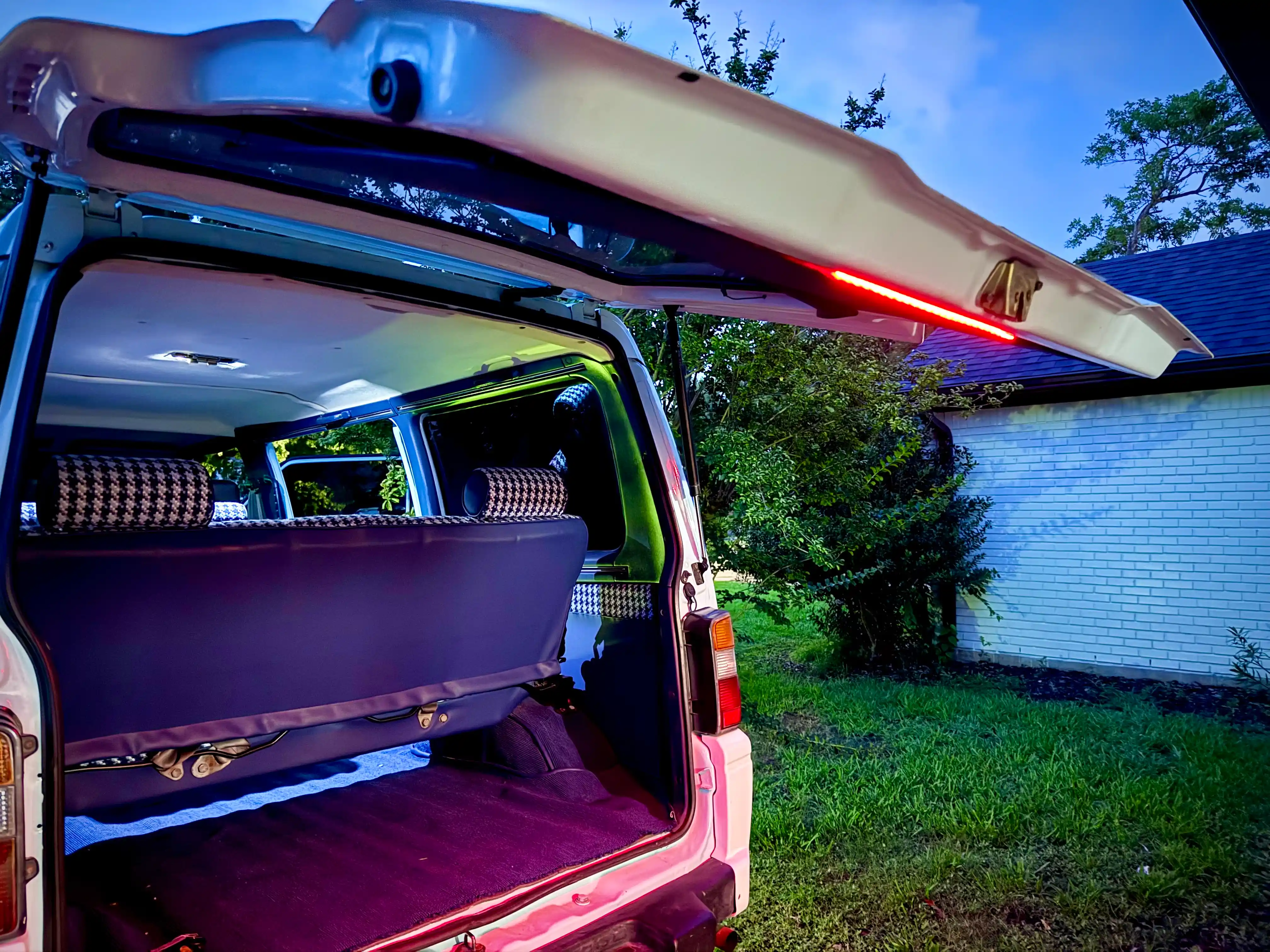1992-mitsubishi-delica-l300-for-sale-07