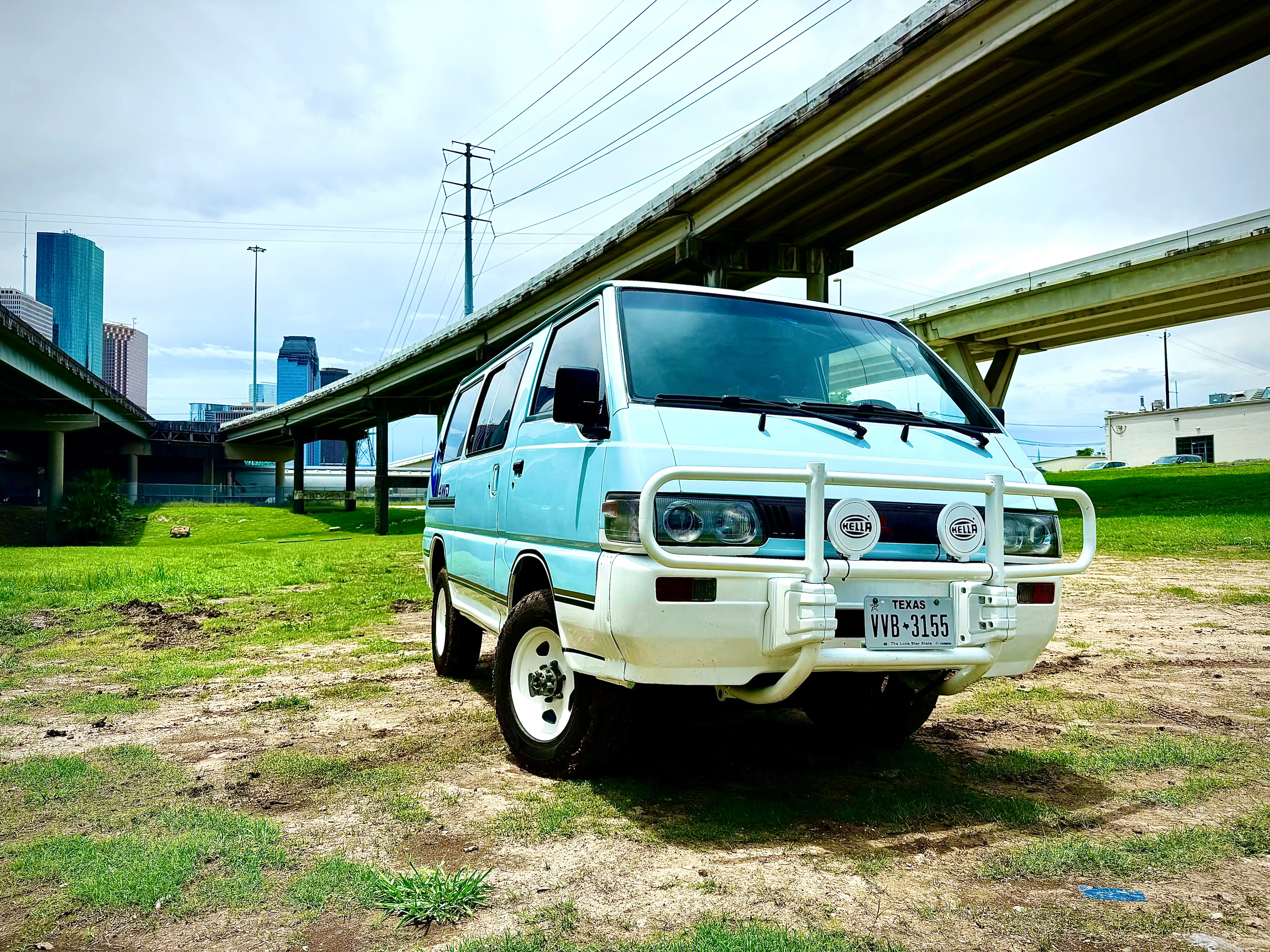1992-mitsubishi-delica-l300-for-sale-08
