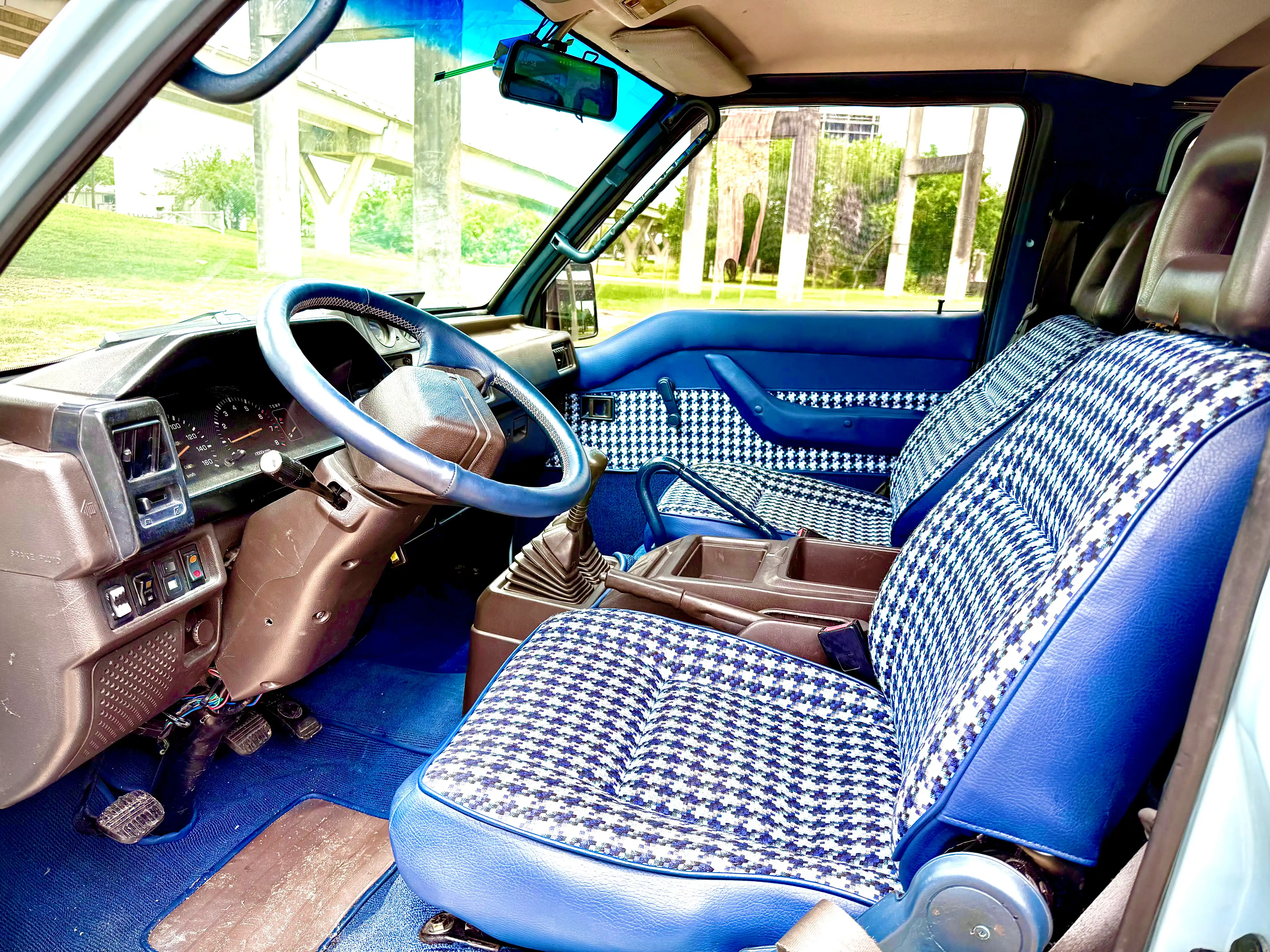 1992-mitsubishi-delica-l300-for-sale-13