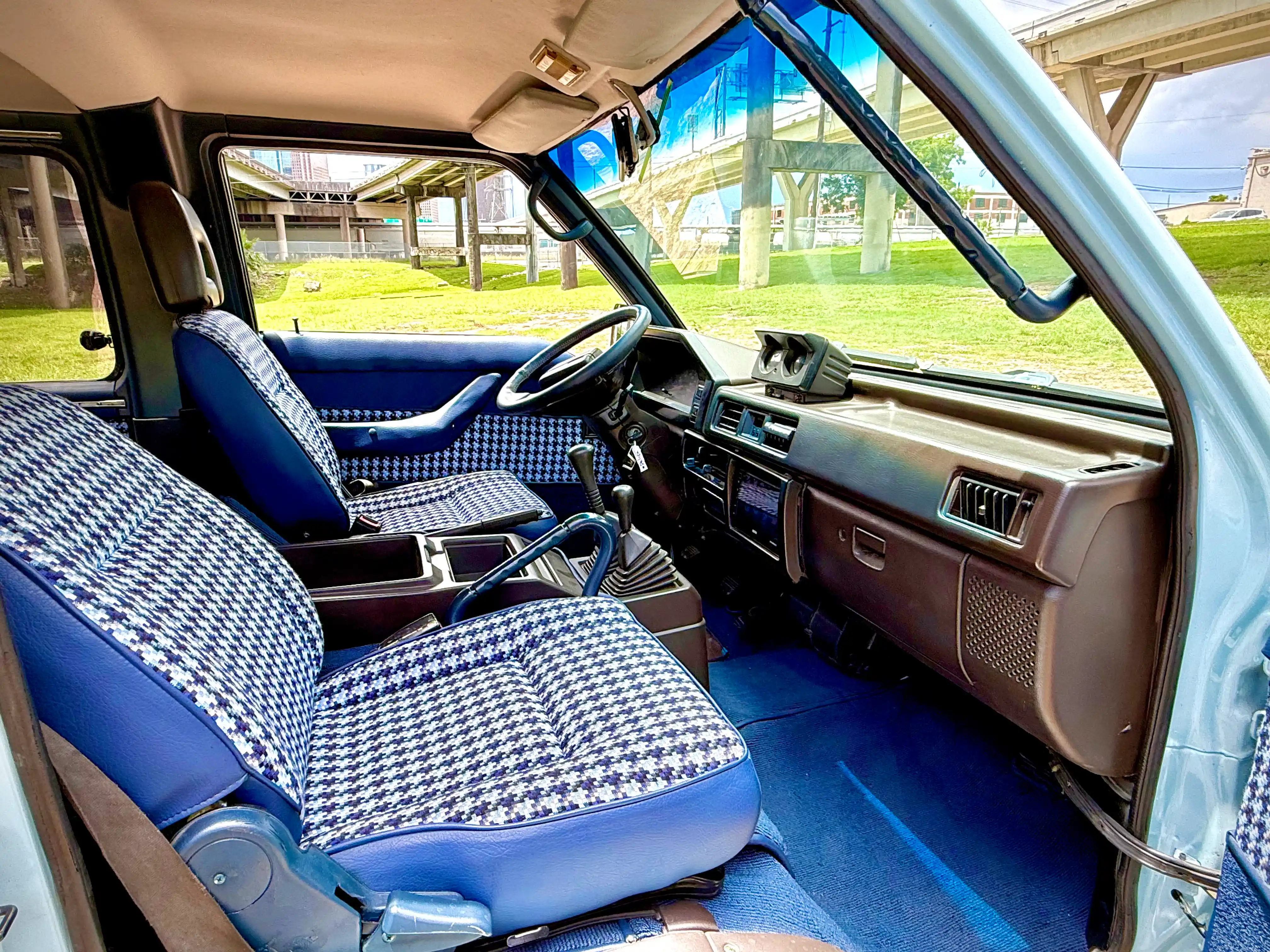 1992-mitsubishi-delica-l300-for-sale-19
