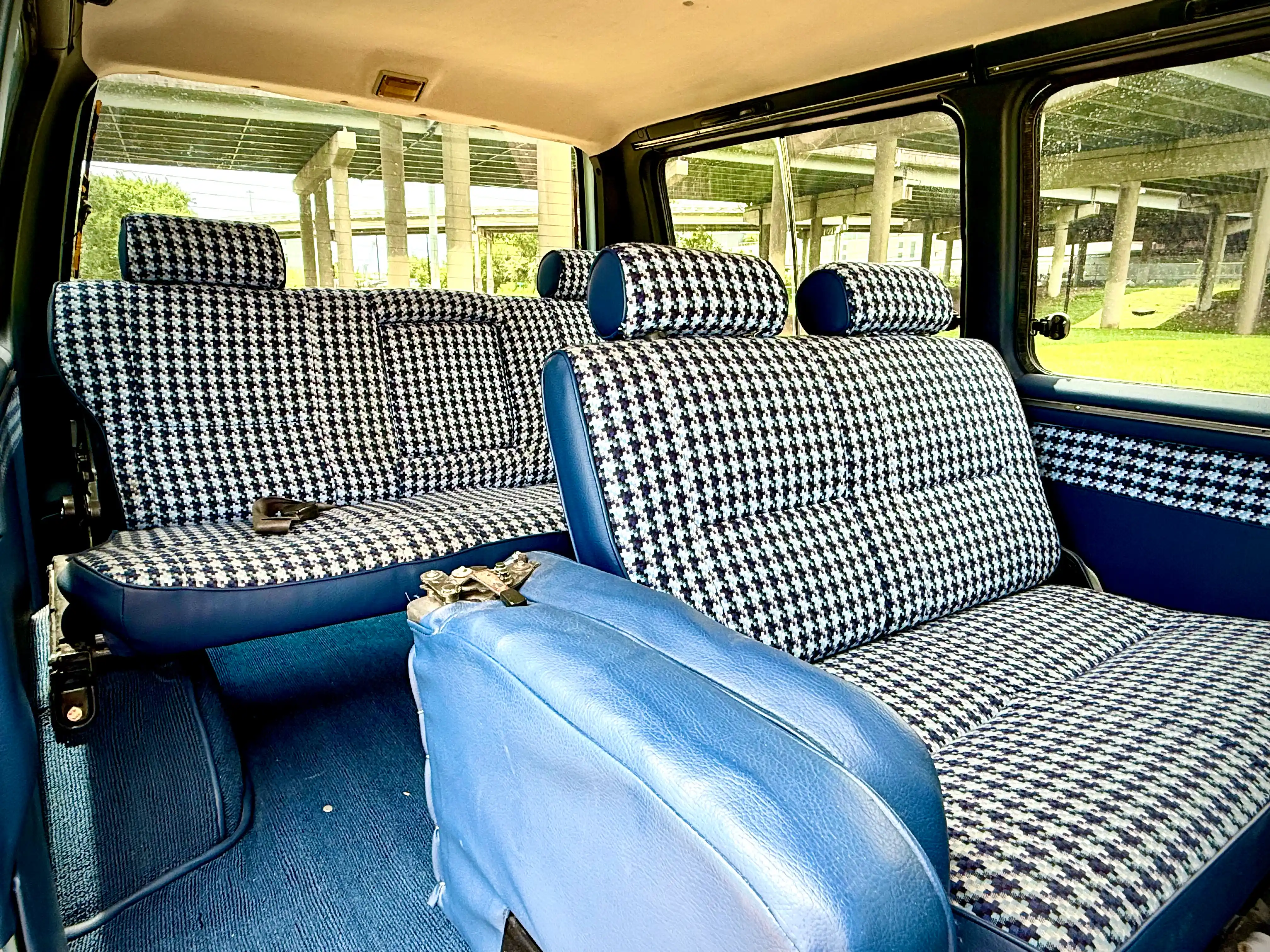 1992-mitsubishi-delica-l300-for-sale-23