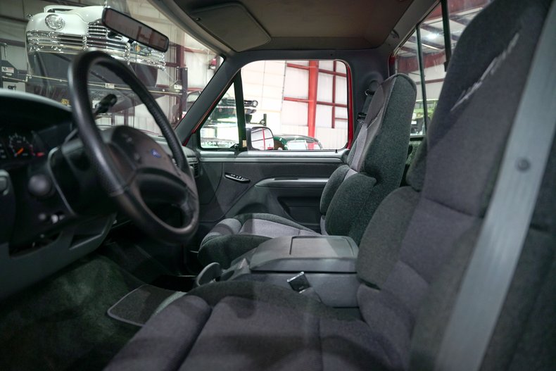 1993-ford-f150-lightning-svt (38)