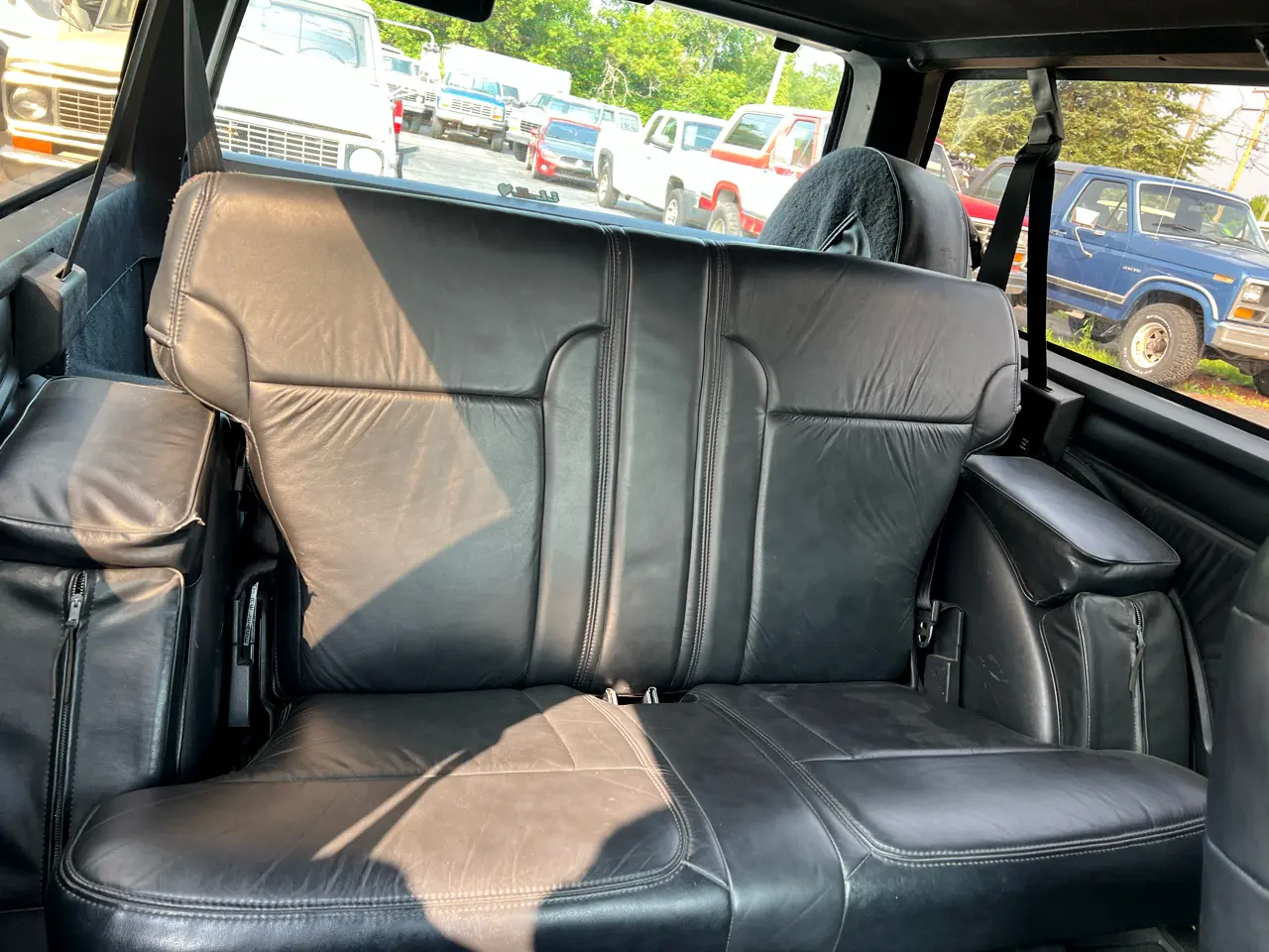 1993-gmc-jimmy-typhoon-for-sale-13
