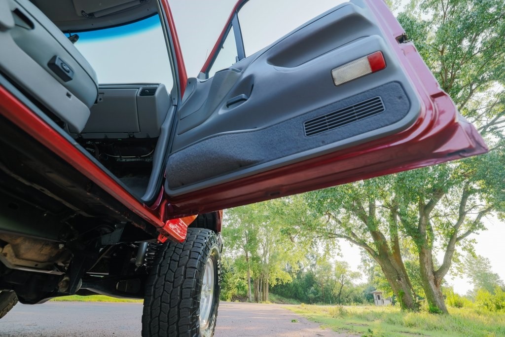 1994-ford-bronco-xlt-for-sale (10)