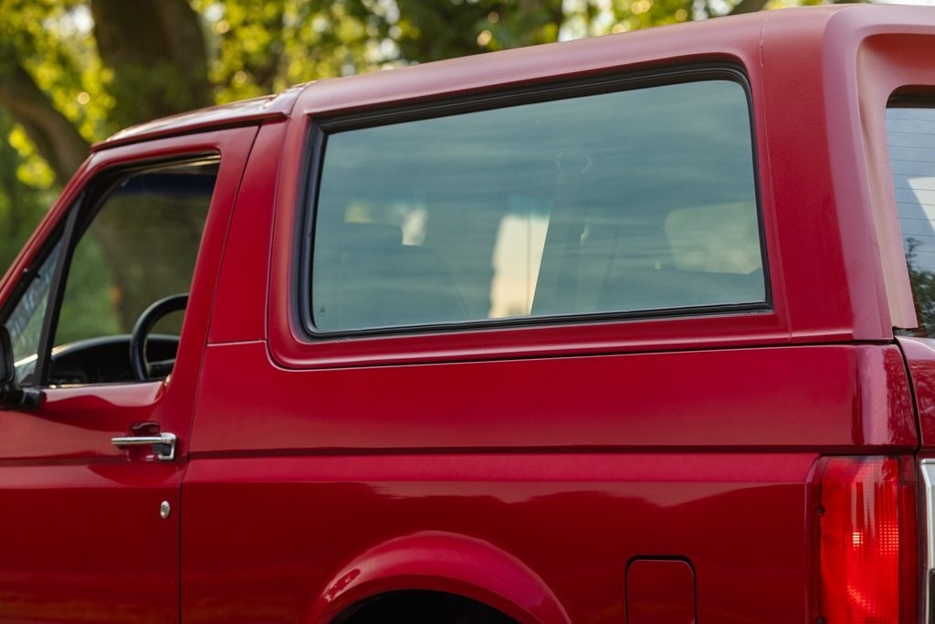 1994-ford-bronco-xlt-for-sale (112)
