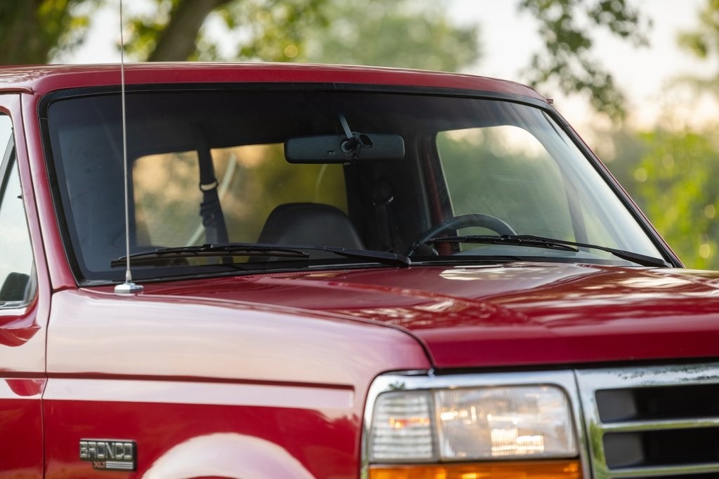 1994-ford-bronco-xlt-for-sale (119)