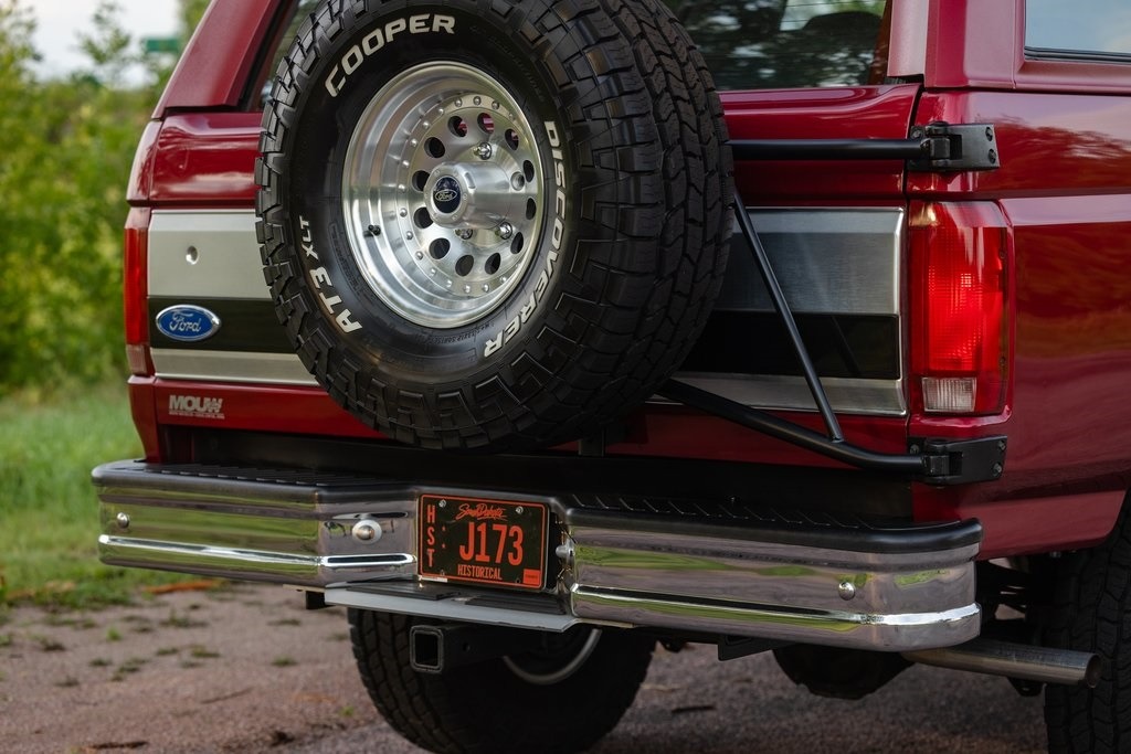 1994-ford-bronco-xlt-for-sale (121)