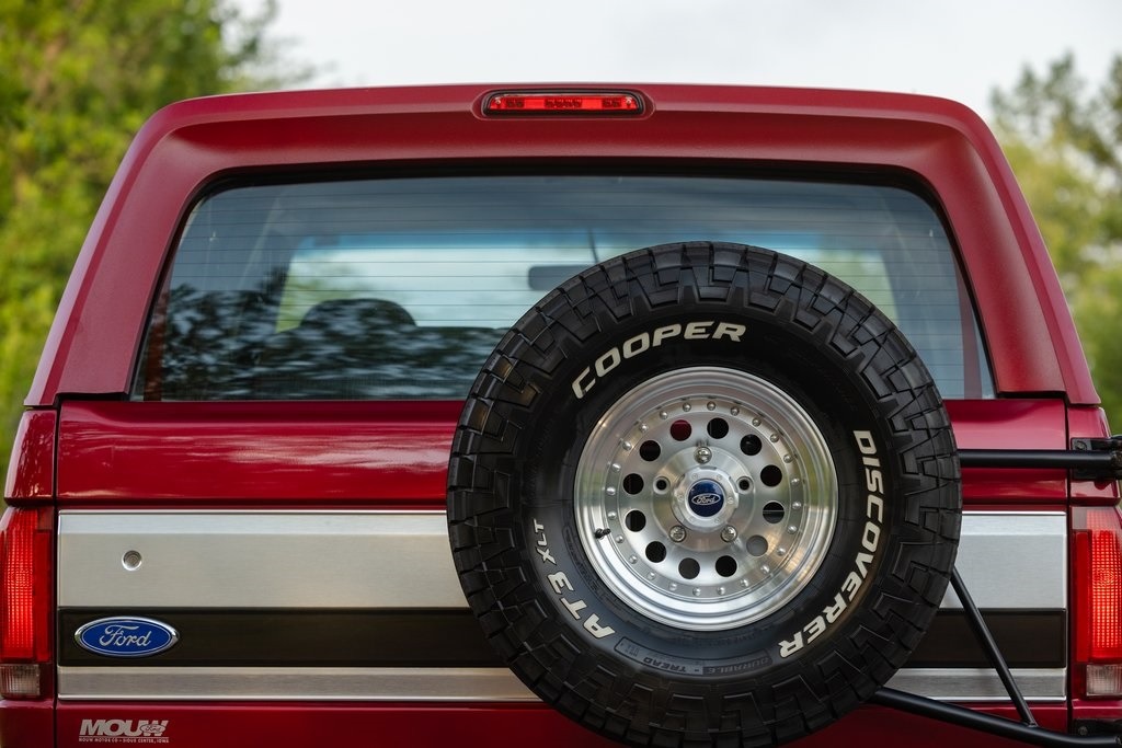 1994-ford-bronco-xlt-for-sale (126)