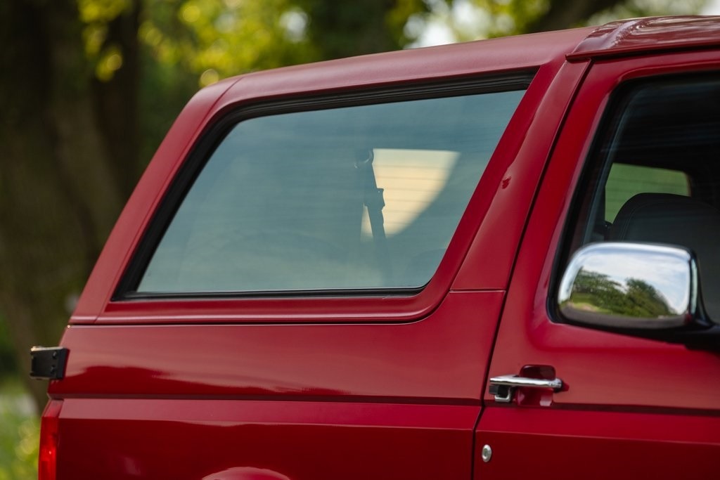 1994-ford-bronco-xlt-for-sale (132)