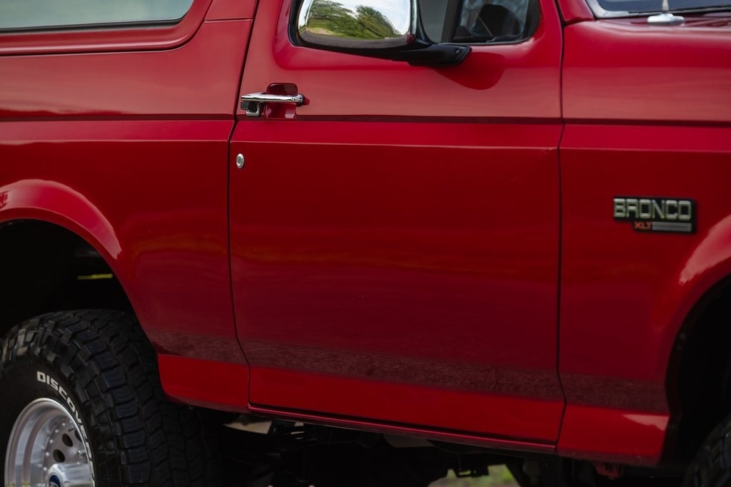 1994-ford-bronco-xlt-for-sale (135)