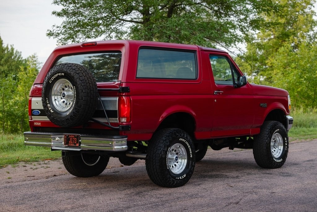 1994-ford-bronco-xlt-for-sale (139)