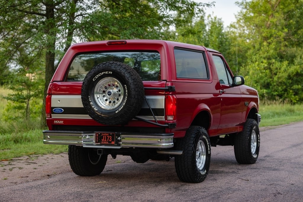 1994-ford-bronco-xlt-for-sale (145)