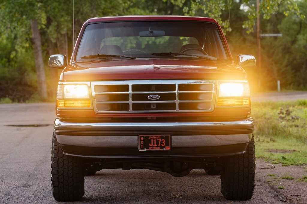 1994-ford-bronco-xlt-for-sale (147)