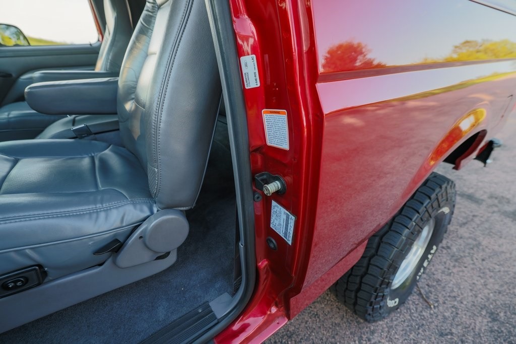 1994-ford-bronco-xlt-for-sale (42)