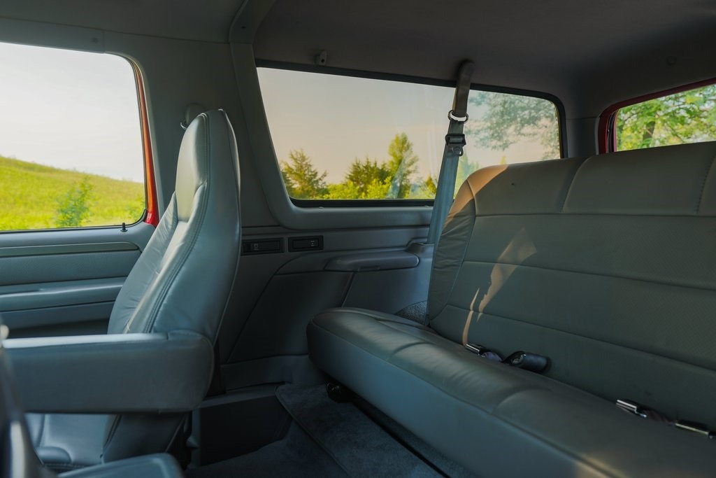 1994-ford-bronco-xlt-for-sale (44)