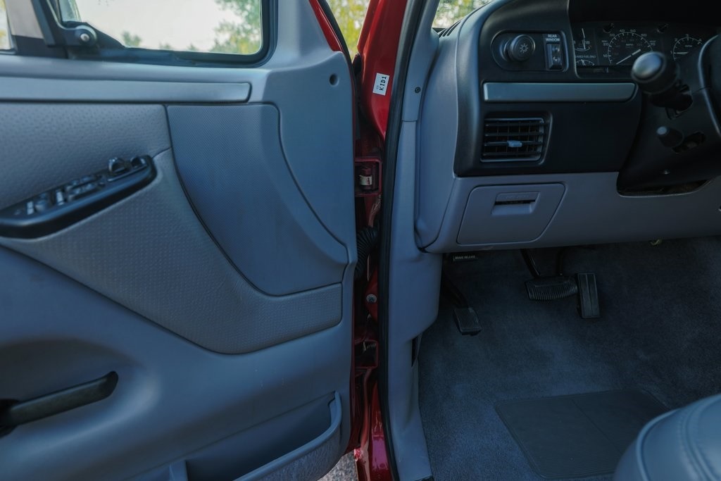 1994-ford-bronco-xlt-for-sale (45)