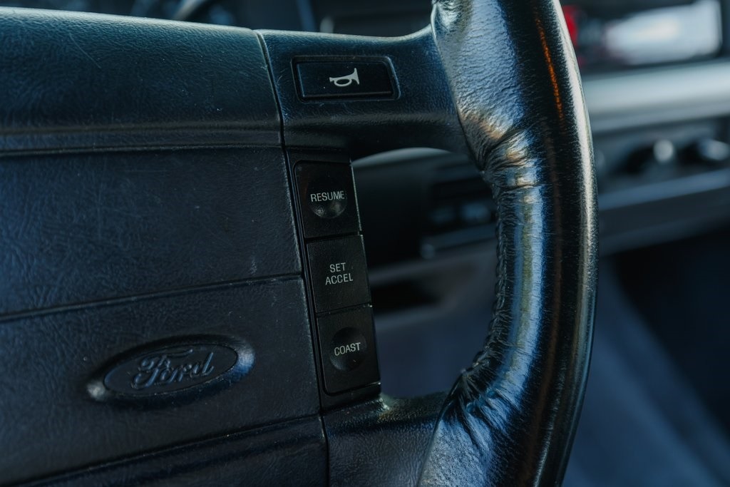 1994-ford-bronco-xlt-for-sale (47)