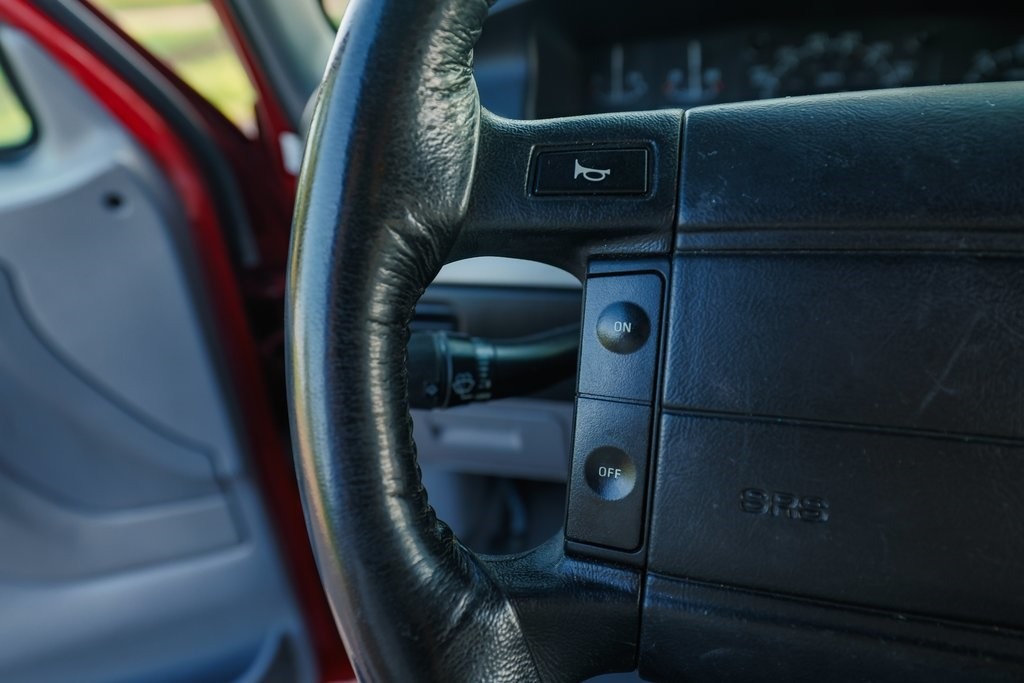 1994-ford-bronco-xlt-for-sale (48)