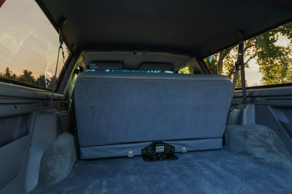 1994-ford-bronco-xlt-for-sale (69)
