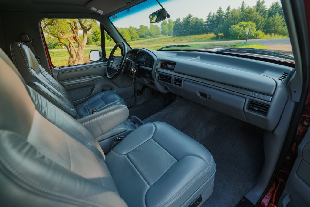 1994-ford-bronco-xlt-for-sale (7)