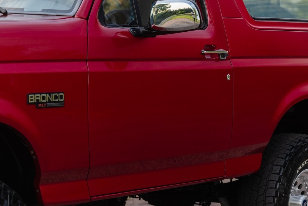 1994-ford-bronco-xlt-for-sale (91)