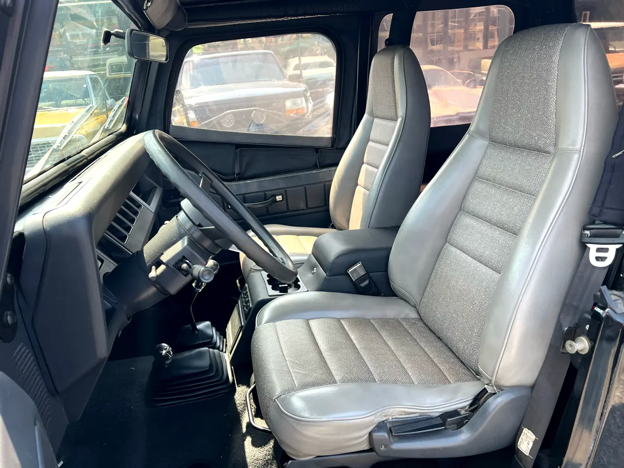 1995-jeep-wrangler-for-sale-trevor-wisconsin-07