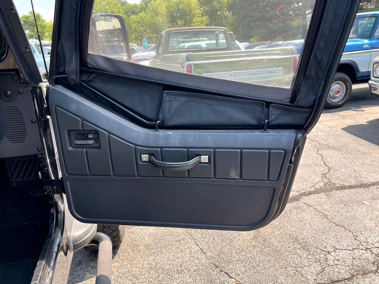 1995-jeep-wrangler-for-sale-trevor-wisconsin-16