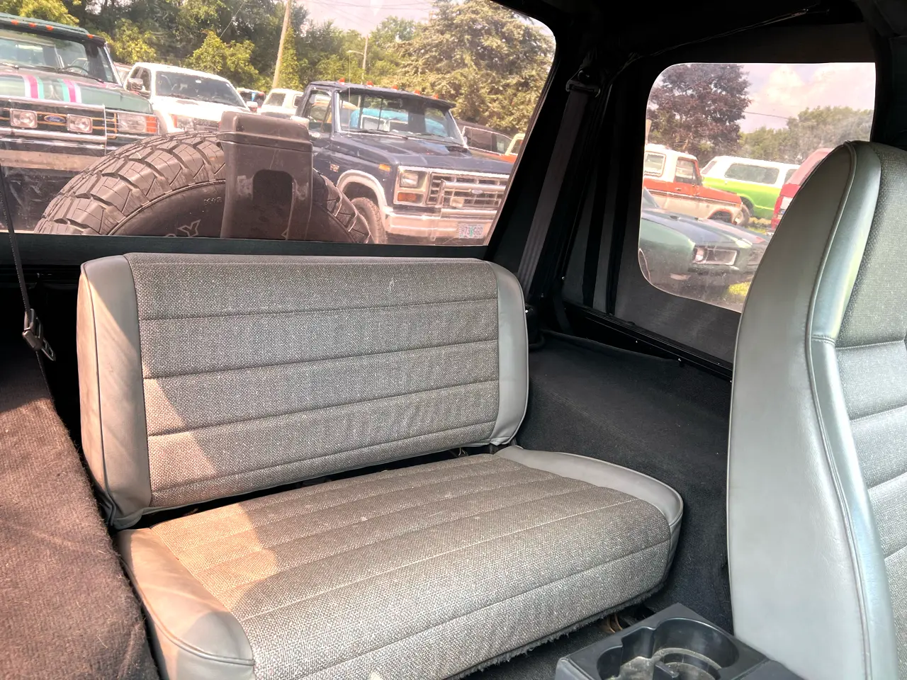 1995-jeep-wrangler-for-sale-trevor-wisconsin-17
