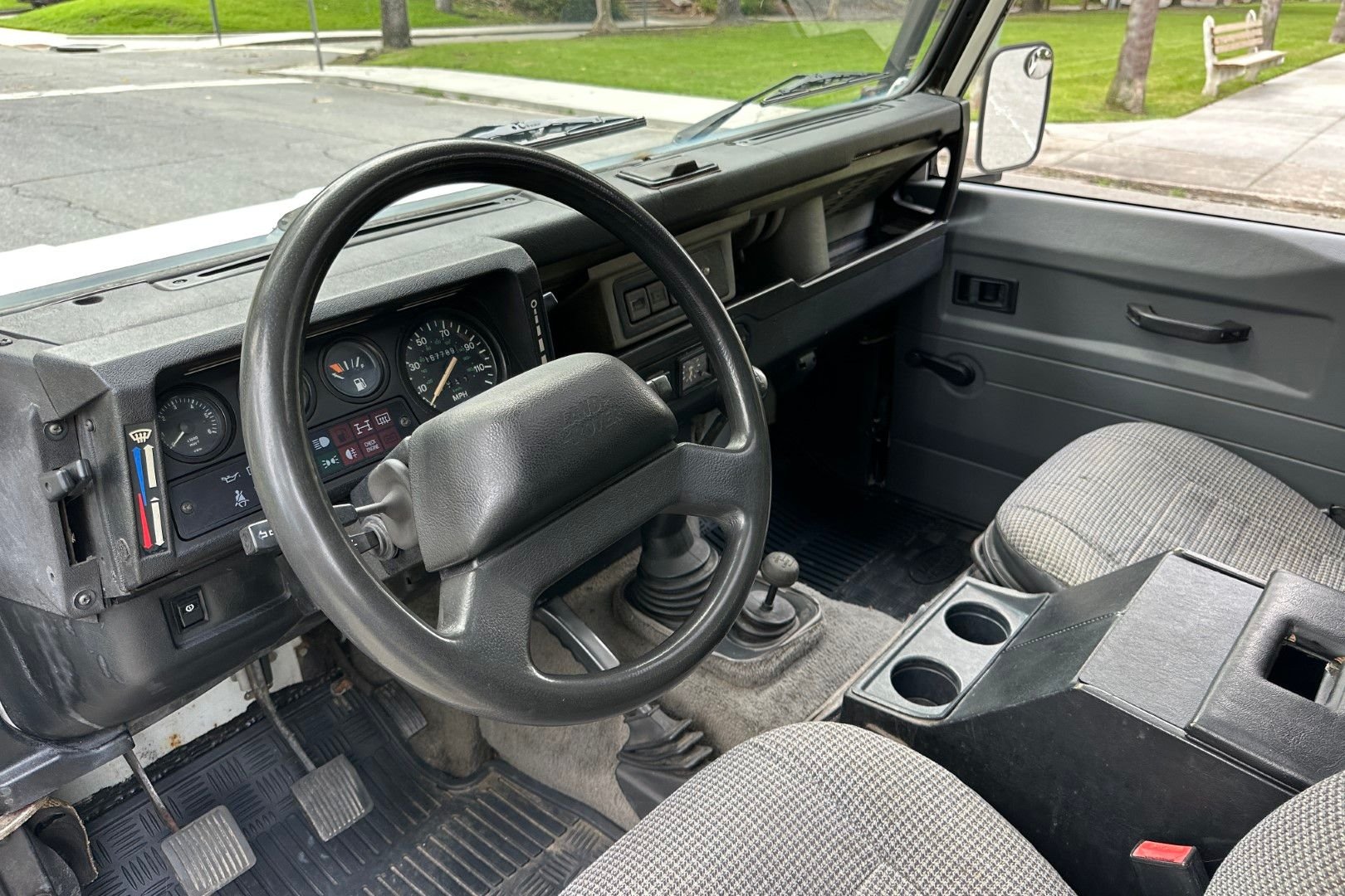 1995-land-rover-defender-90-nas (22)