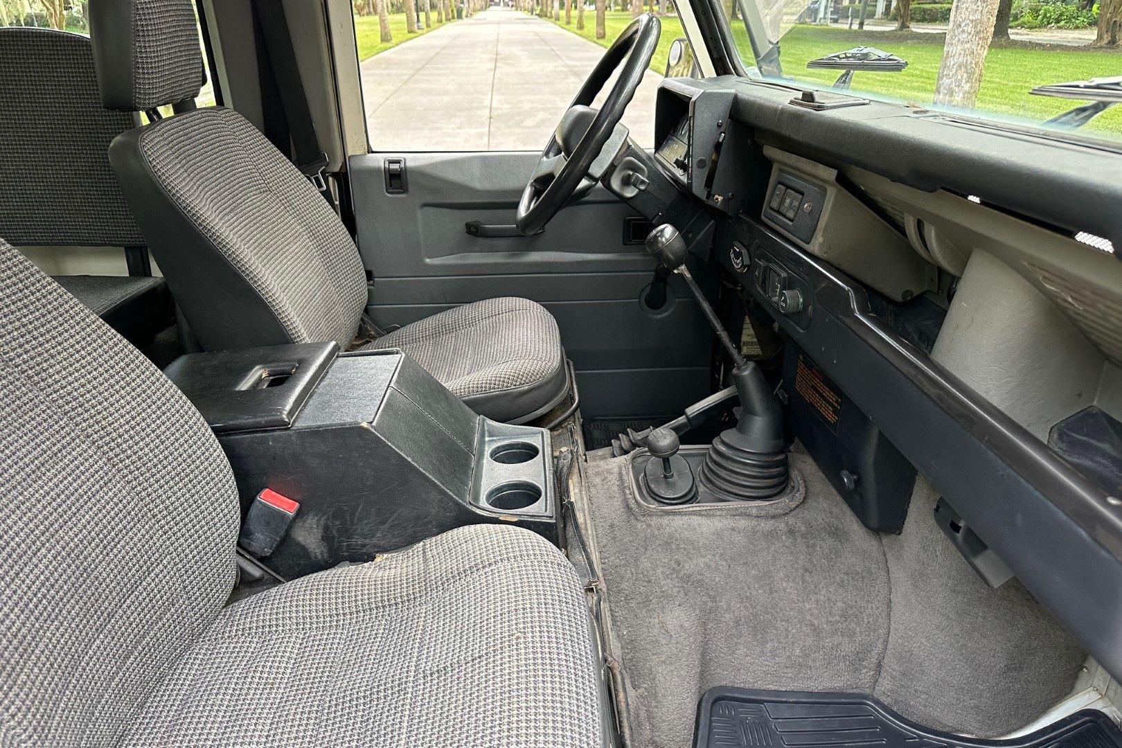 1995-land-rover-defender-90-nas (28)
