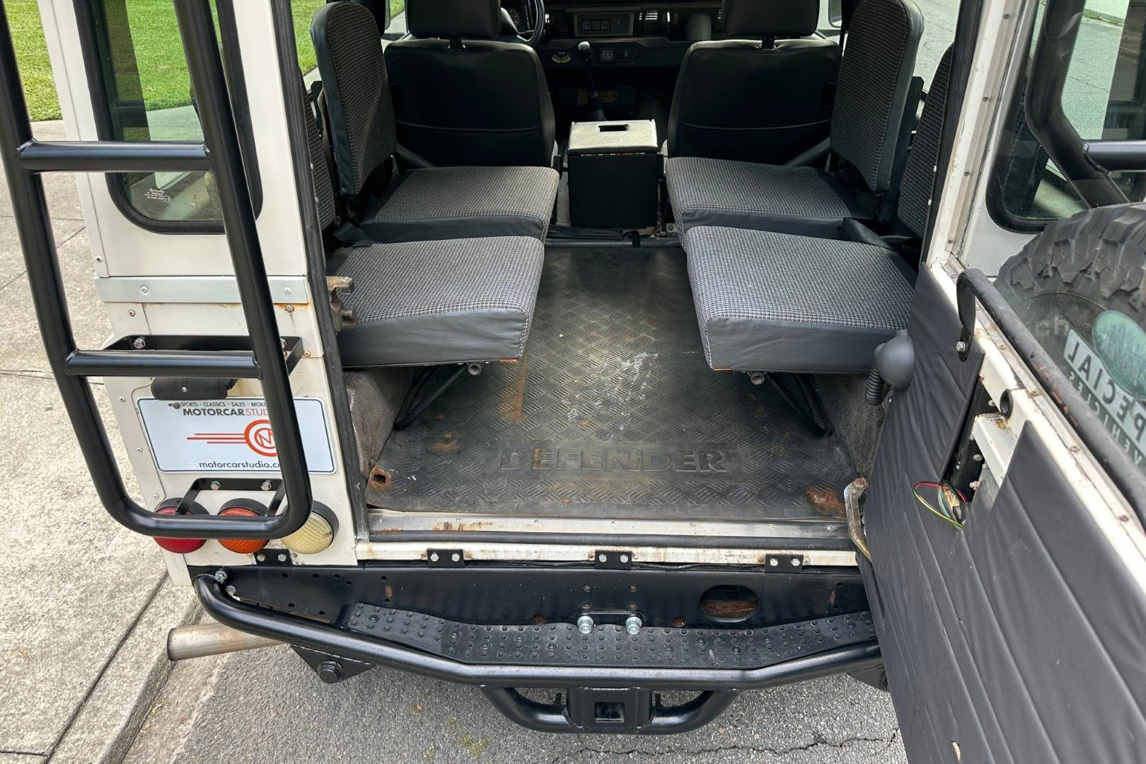 1995-land-rover-defender-90-nas (33)