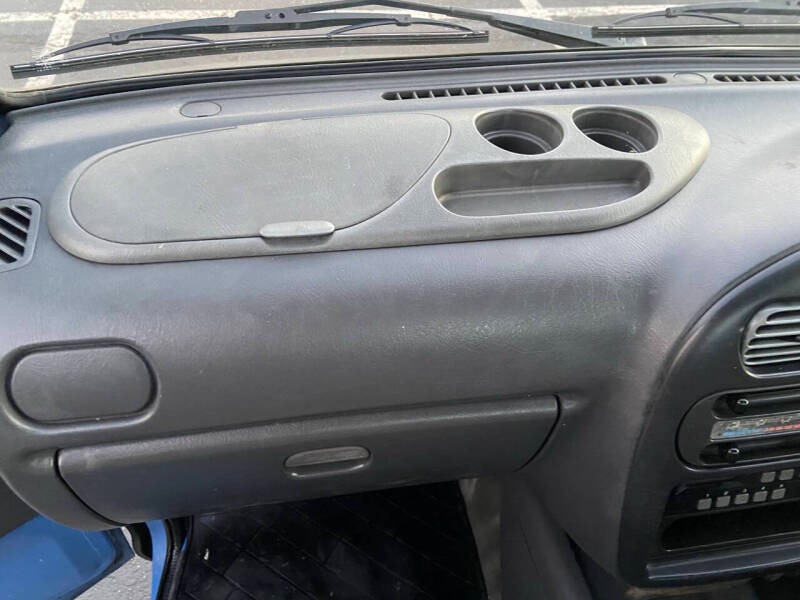 1996-daihatsu-hijet-truck-4x4 (13)