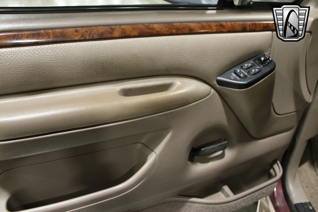 1996-ford-f150-eddie-bauer (56)