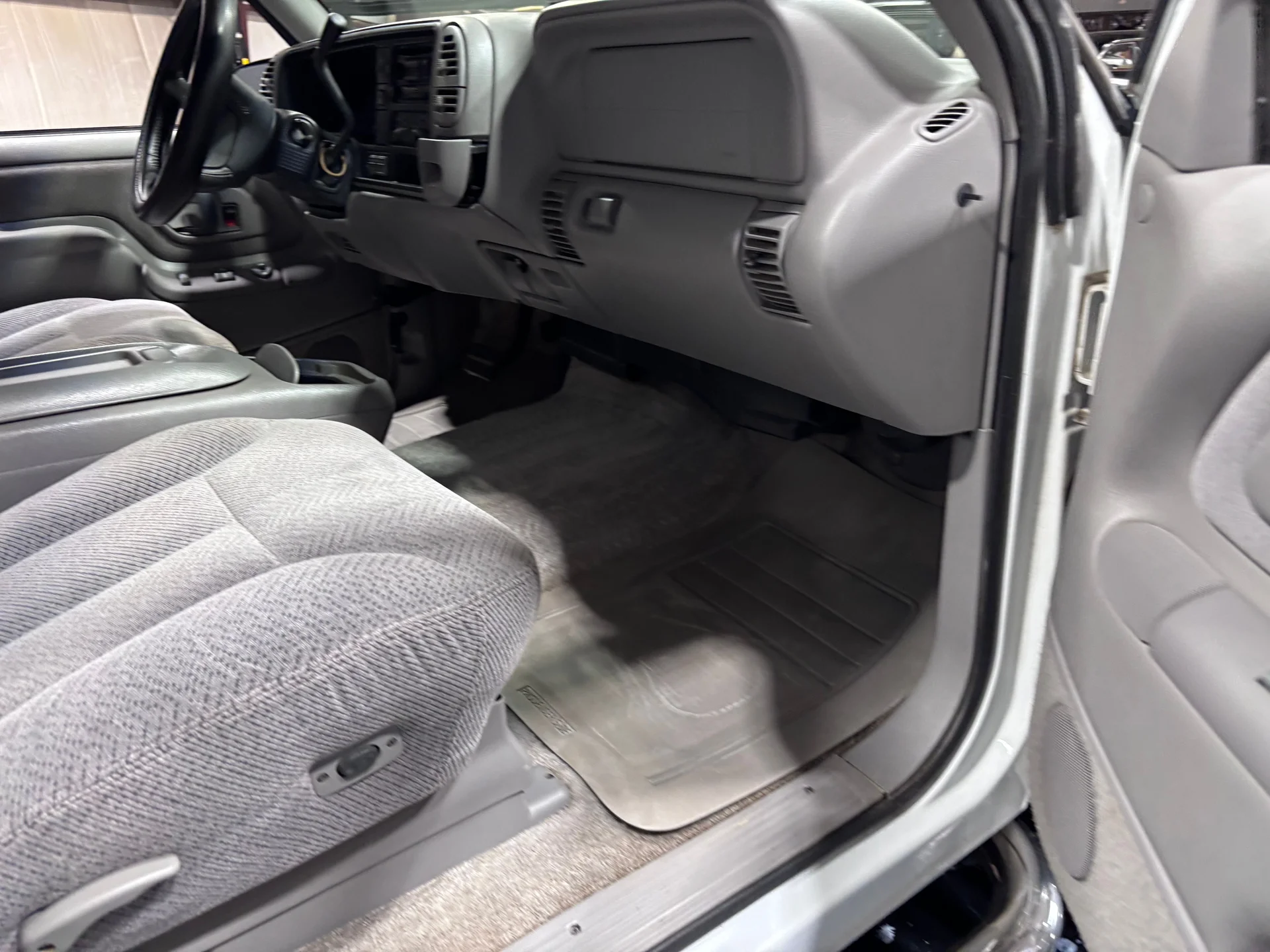 1997-chevrolet-tahoe-1500-2dr-4wd-for-sale-huntsville-al-18
