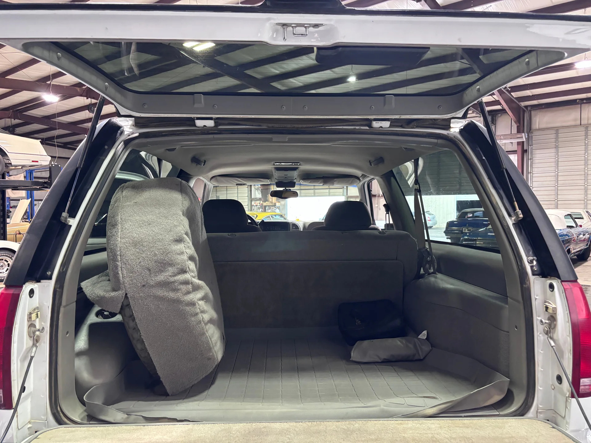 1997-chevrolet-tahoe-1500-2dr-4wd-for-sale-huntsville-al-23