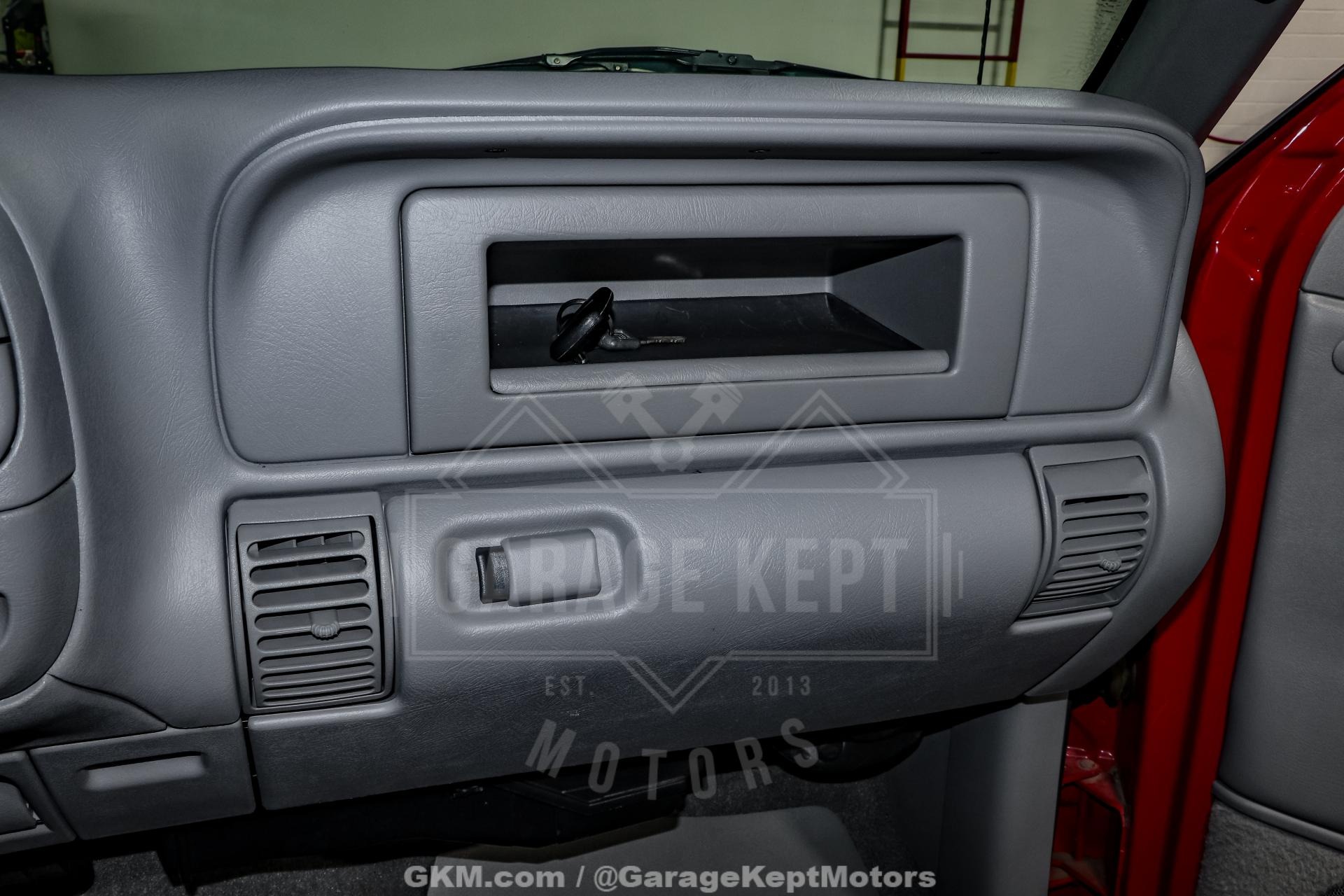 1997-gmc-sierra-2500-for-sale (48)