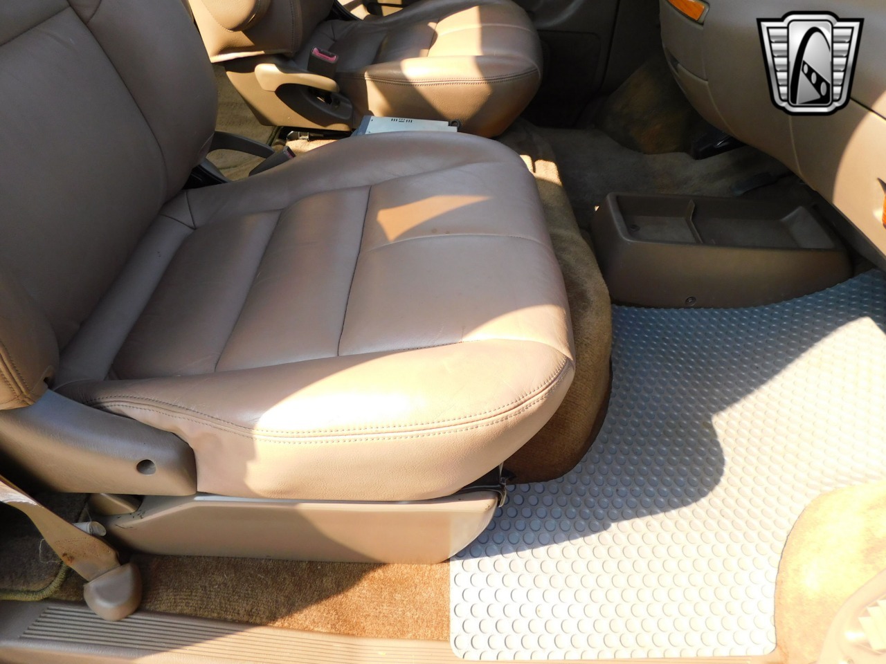 1997-toyota-previa-for-sale (44)