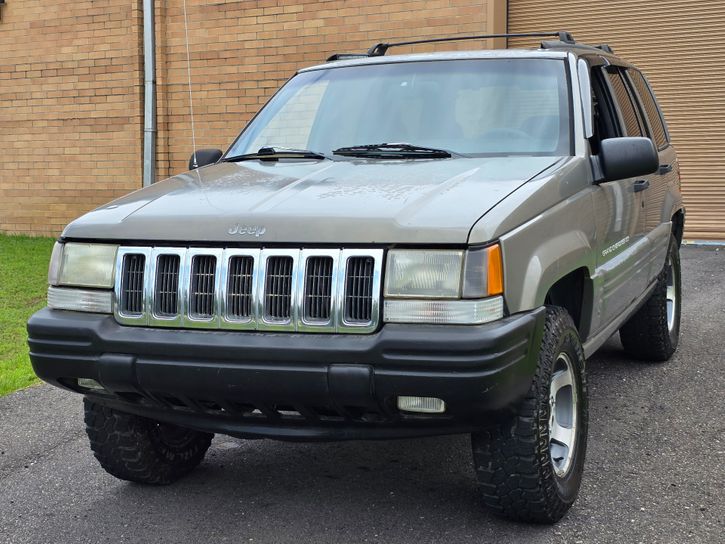 1998-jeep-grand-cherokee-laredo-special-edition-for-sale-01