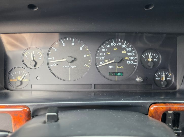1998-jeep-grand-cherokee-laredo-special-edition-for-sale-17