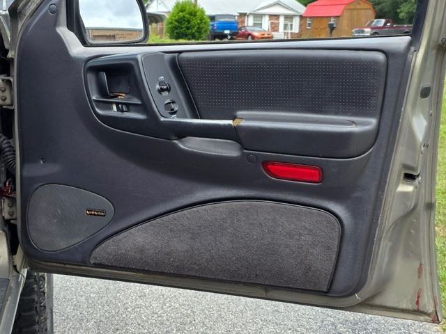 1998-jeep-grand-cherokke-zj-for-sale-hope-mills-nc-35
