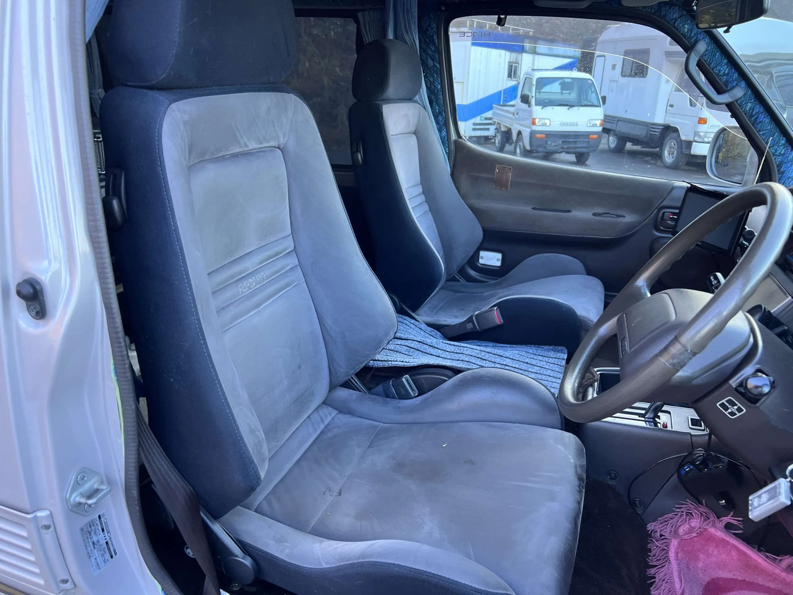 1998-toyota-hiace-camper-lwb-for-sale-10