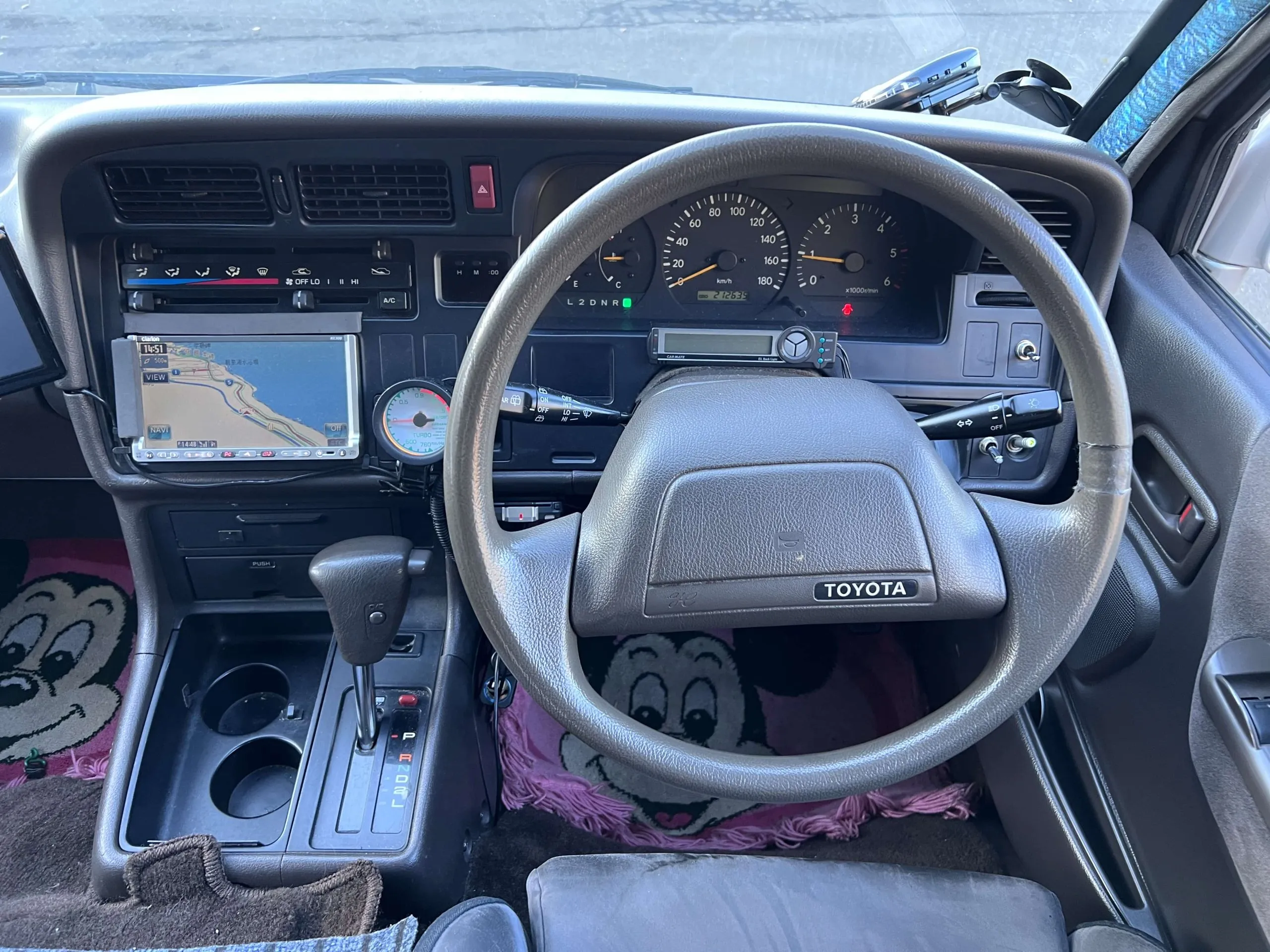 1998-toyota-hiace-camper-lwb-for-sale-21