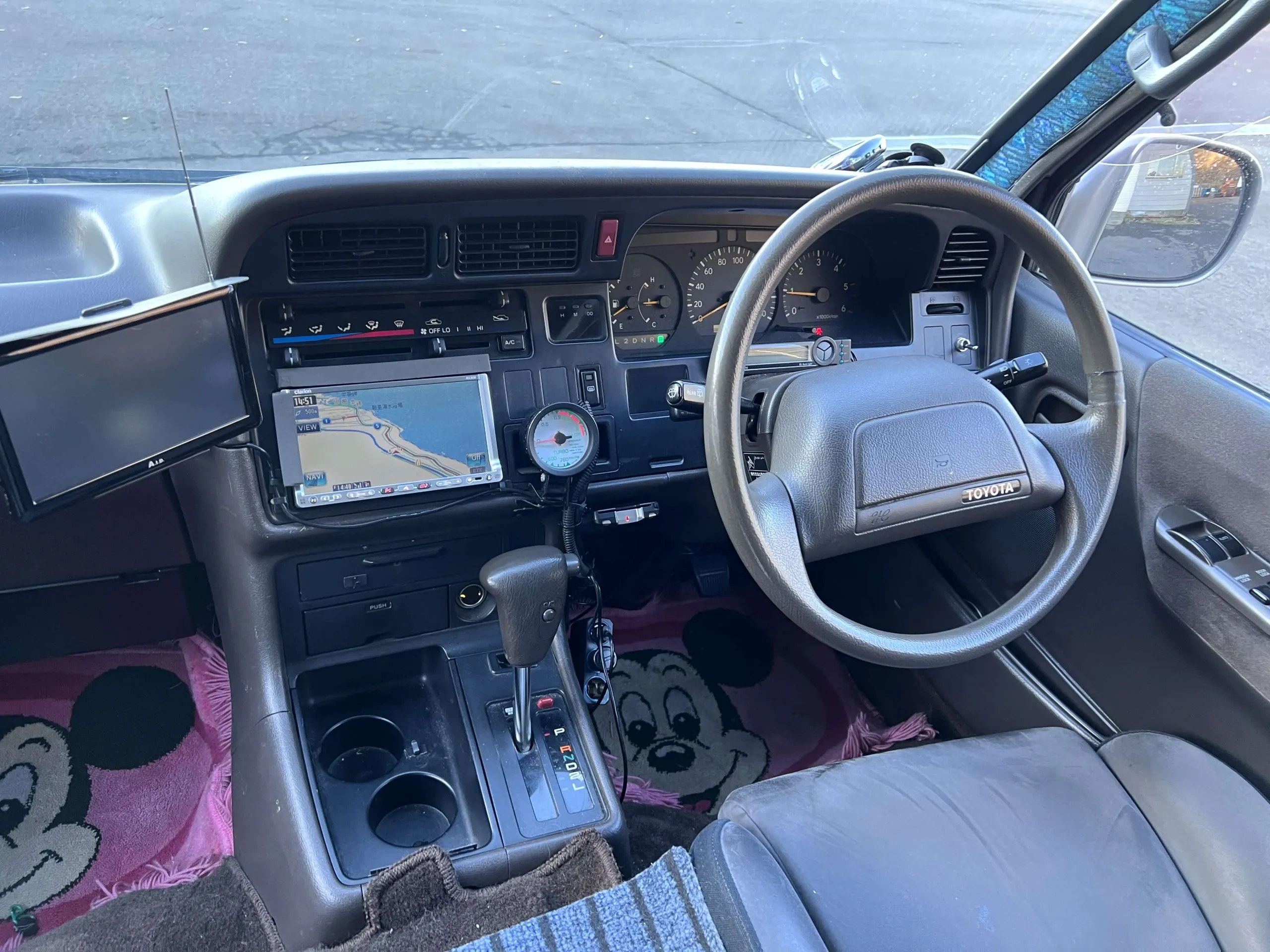 1998-toyota-hiace-camper-lwb-for-sale-22
