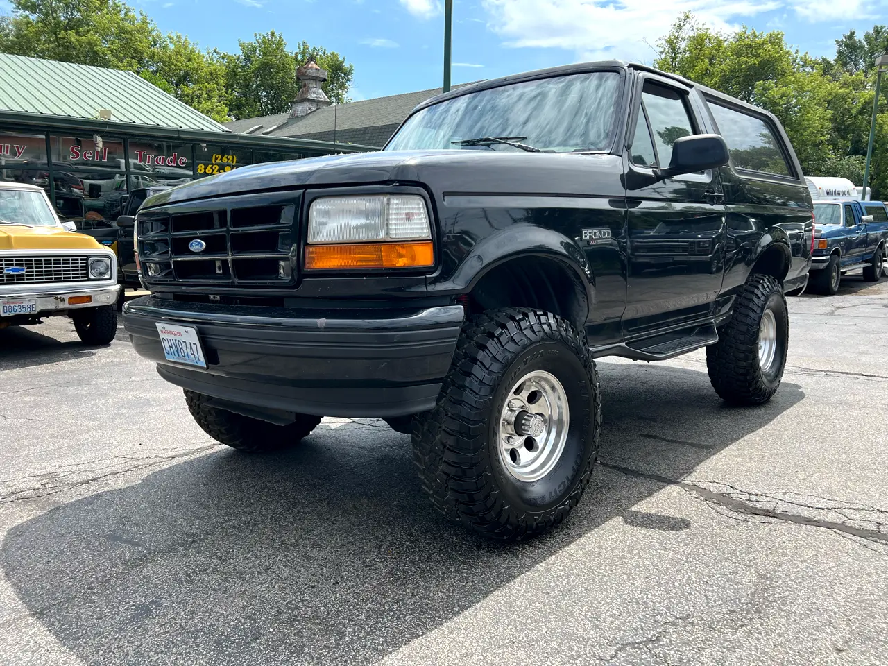 1999-ford-bronco-eddie-bauer-for-sale-wisconsin-01