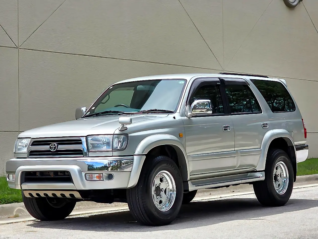 1999-toyota-hilux-surf-for-sale-florida-02